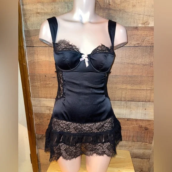 🖤 08 Vintage Victoria's Secret Sexy Little Things Nightie